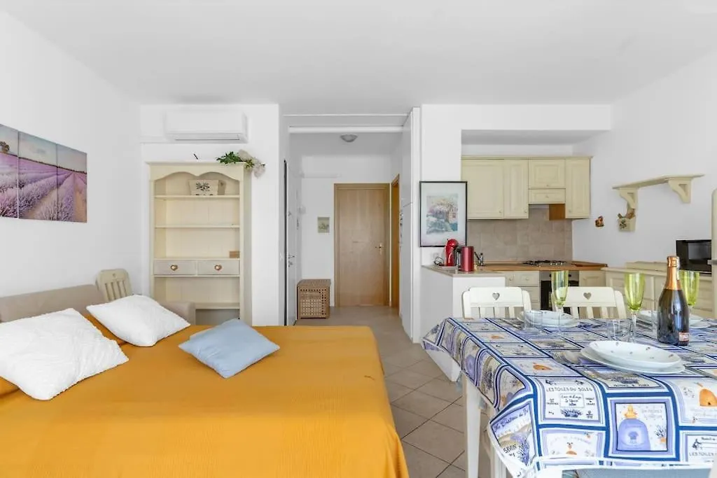 Mother Of Pearl House With Lake View Pool Padenghe sul Garda Appartamento